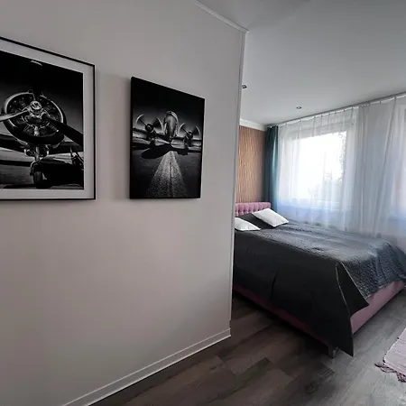 4 Izbovy Apartman Family