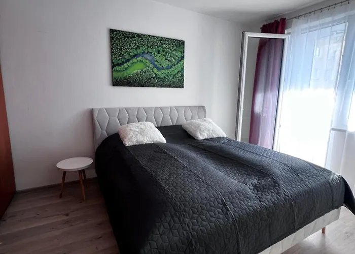 4 Izbovy Family דירה מרטין